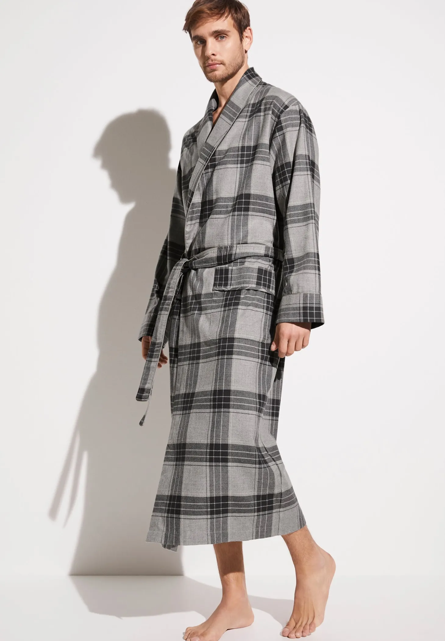 Homme Zimmerli Cozy FlannelMorgenmantel lang - grey check