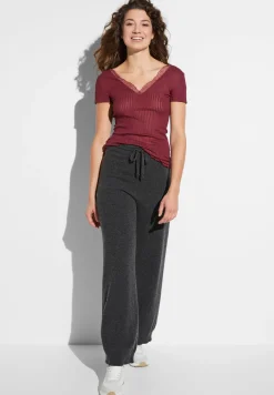Femme Zimmerli Maude PrivéT-Shirt à manches courtes col en V - cranberry