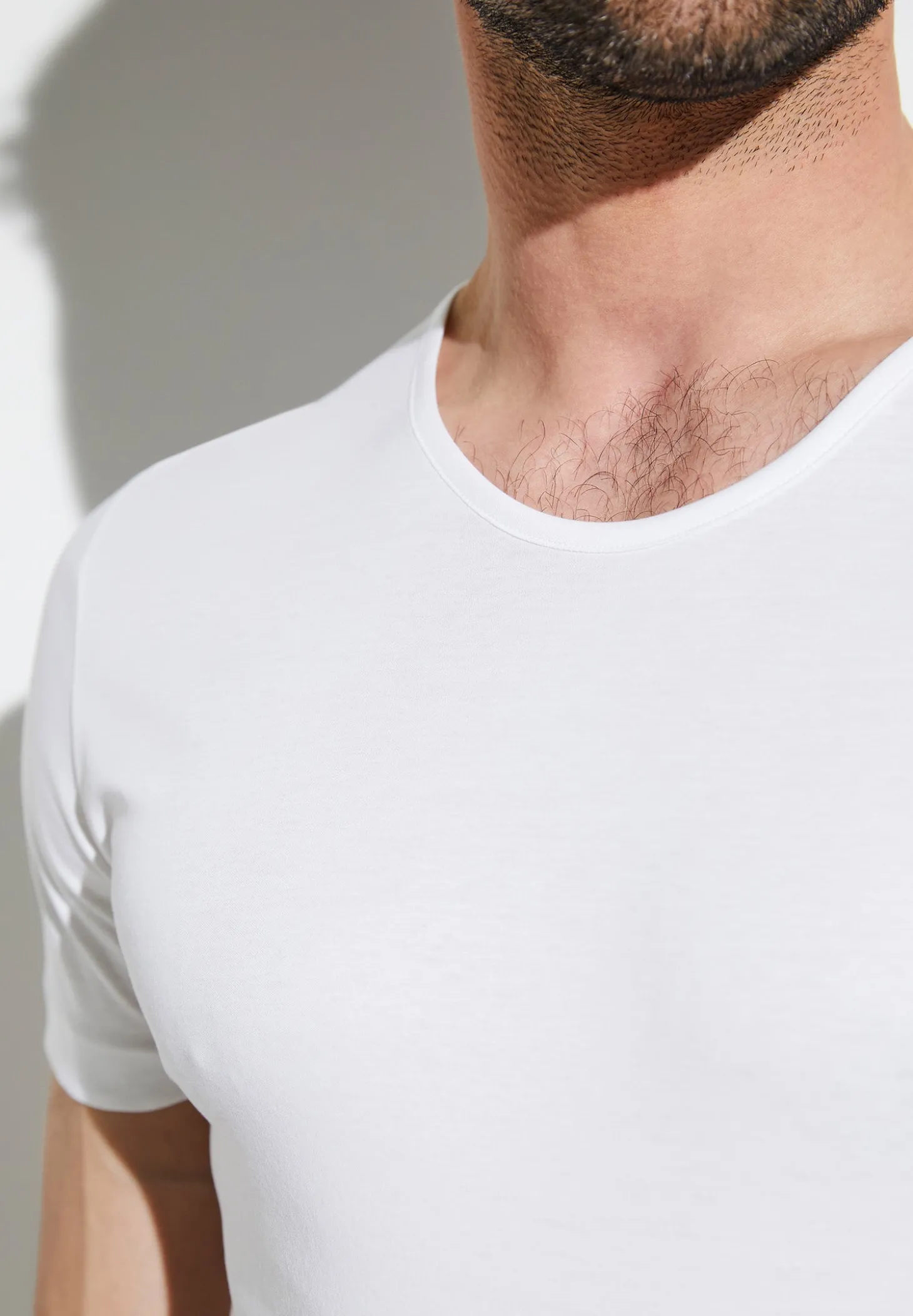 Homme Zimmerli Sea IslandT-Shirt à manches courtes, col rond fin - blanc