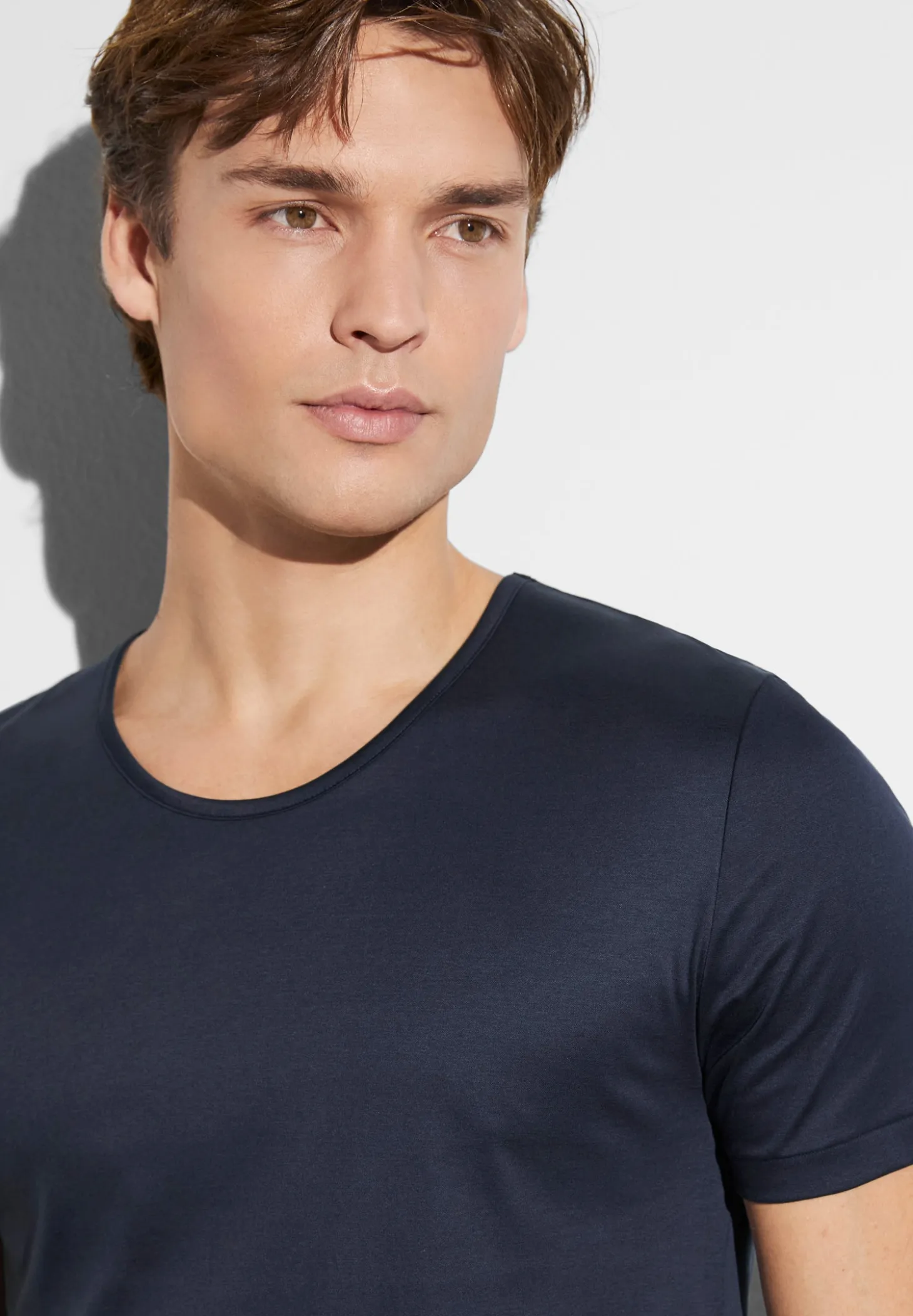 Homme Zimmerli Sea IslandT-Shirt à manches courtes, col rond fin - navy