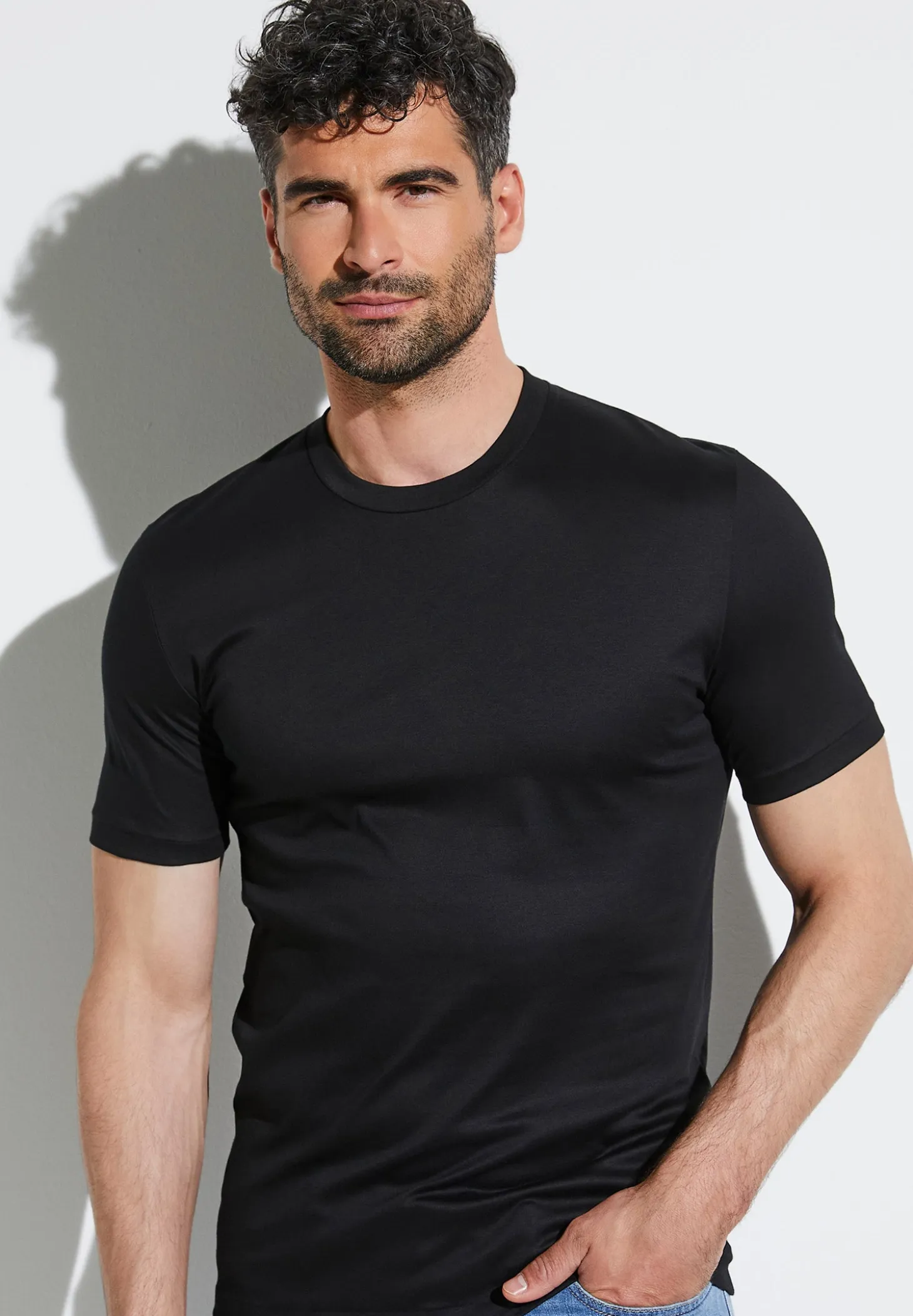 Homme Zimmerli Sea IslandT-Shirt à manches courtes, col rond - noir