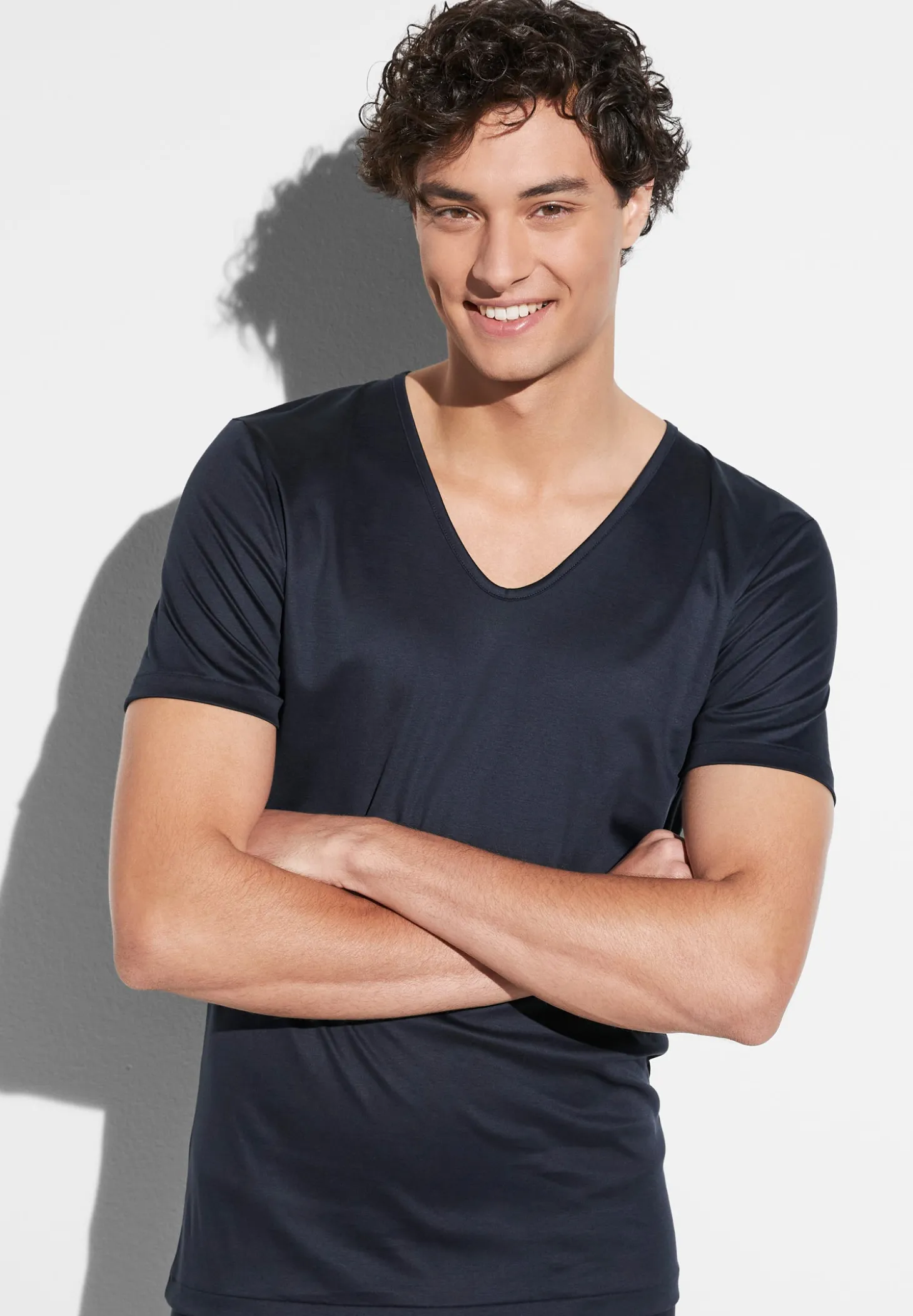 Homme Zimmerli Sea IslandT-Shirt à manches courtes col en V - navy